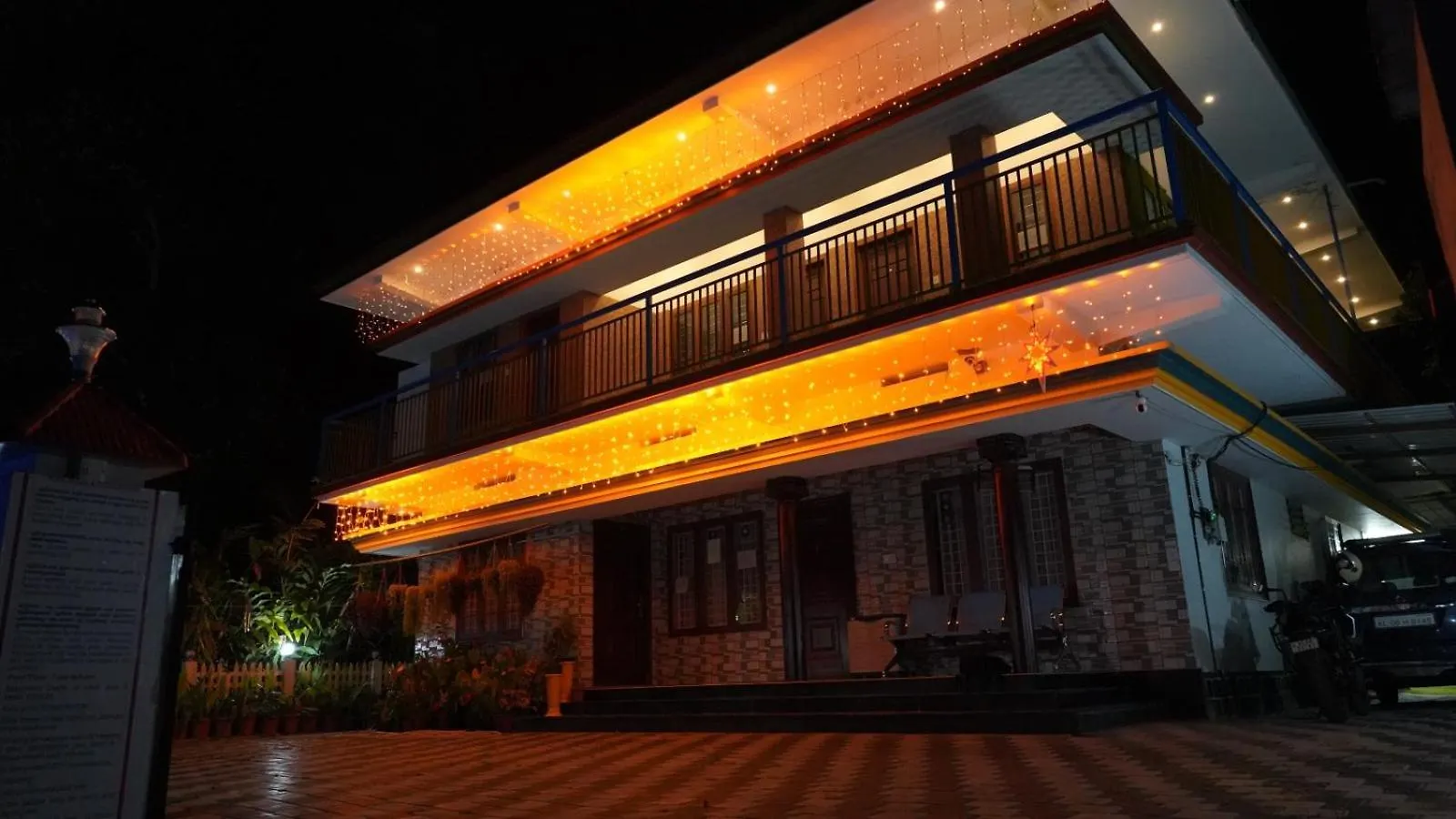 Arabian Nights Munnar Βίλα